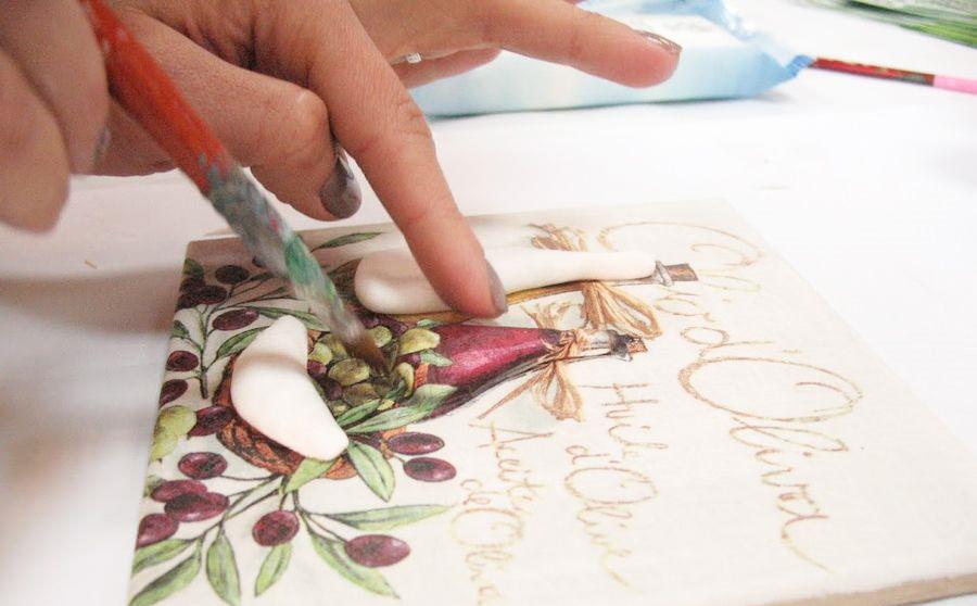 Лак для декупажа: какой выбрать?